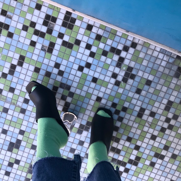 Meet your Posher, Rachel - Picture 6 of 8